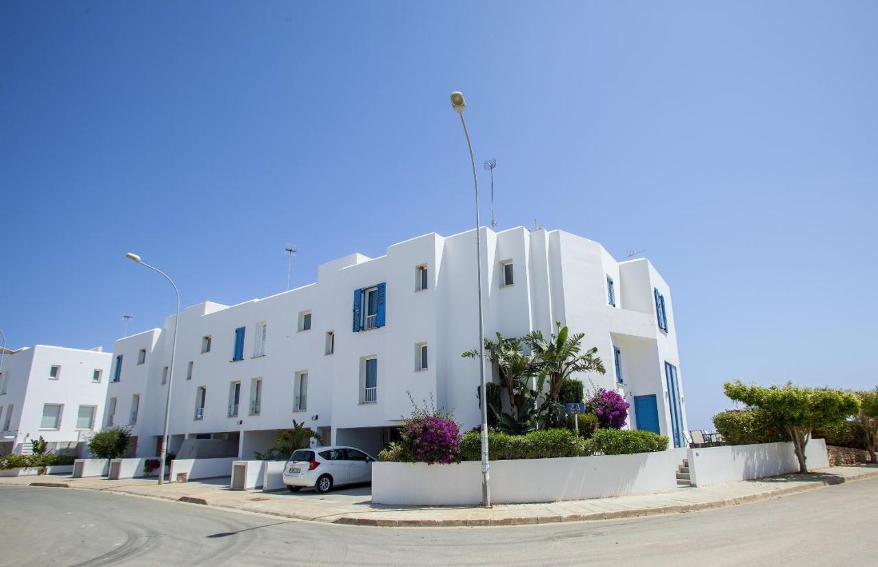 Protaras Seafront Villa Infinte Aretousa Exterior foto